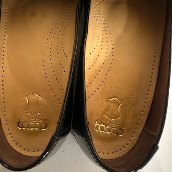 Russell & Bromley Black Leather Loafers- 39(8/8.5) - Picture 5 of 9